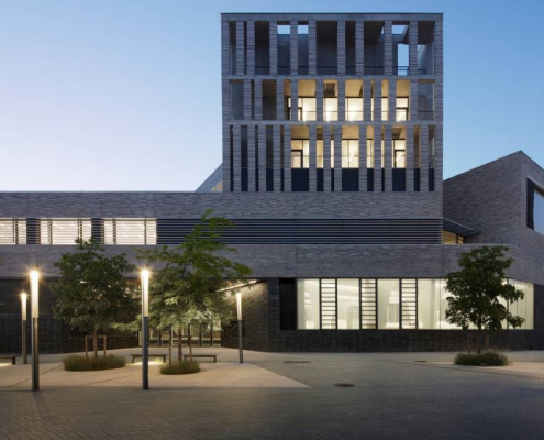 Réalisation BS SYNTHESE - Bibliothèque de documentation internationale contemporaine à Nanterre Réalisation BS SYNTHESE - Bibliothèque de documentation internationale contemporaine à Nanterre