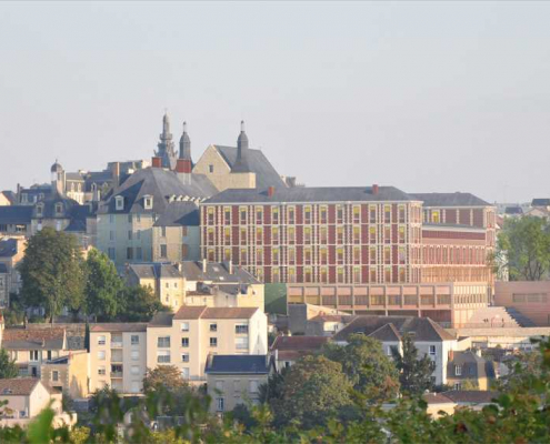 Réalisation BS SYNTHESE : Réhabilitation du collège Henri-IV à Poitiers Réalisation BS SYNTHESE : Réhabilitation du collège Henri-IV à Poitiers